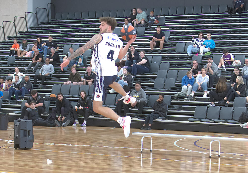 Streak extended Geelong United Basketball